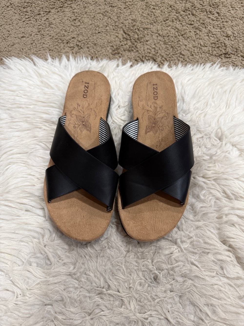 IZOD Women's Size 7 Alyssa Black
Crisscross Strap Slide Slip On Sandals